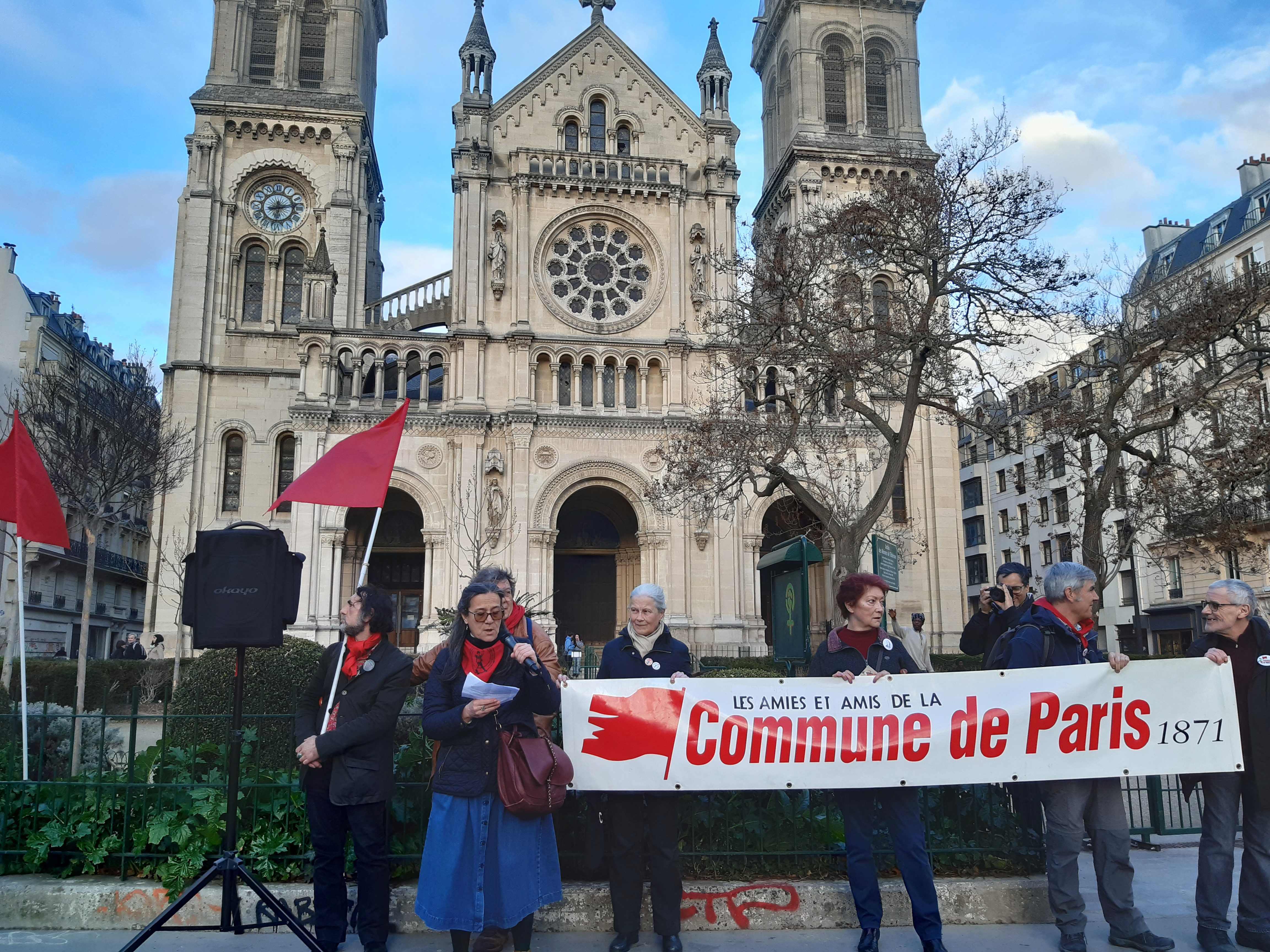 18 mars 2023 - Commémoration de la Commune de Paris, devant l'église Saint-Ambroise (club des prolétaires) intervention de Caroline Viaud