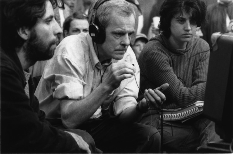 Peter Watkins sur le tournage de La Commune (©13Prods)