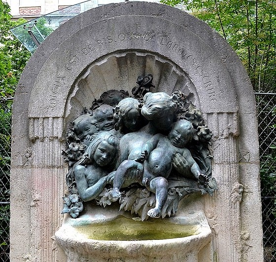 Émile Deré - Fontaine des innocents, Square Louise Michel - Paris XVIIIe