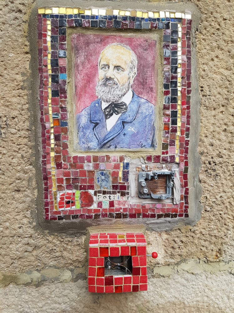 La nouvelle mosaïque d'Eugène Pottier par Jérôme Gulon (alias Morèje)