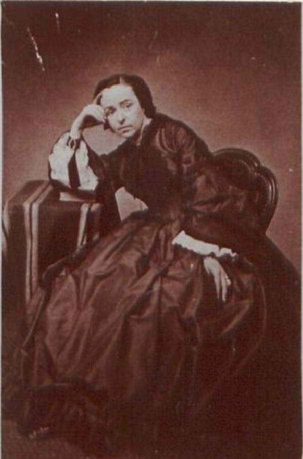André Léo (1824-1900) dans les années 1860 (source https://www.andreleo.com/ )