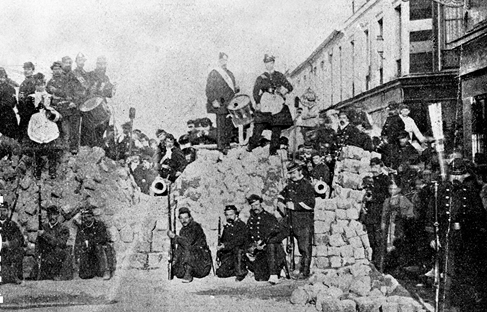 barricade coin basfroi et Charonne Barricade Commune rue Basfroi