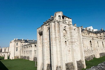 Fossé Sud du fort de Vincennes où furent fusillés 9 Communards le 30 mai 1871 à 3 h 30 du matin