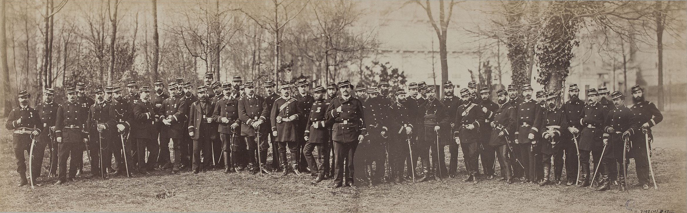 Défense de Paris 1870-1871 : Garde nationale 100e Bataillon, Commandant Poisson - Photographie André-Adolphe-Eugène Disdéri - 1871 (source : © Musée Carnavalet – Histoire de Paris)