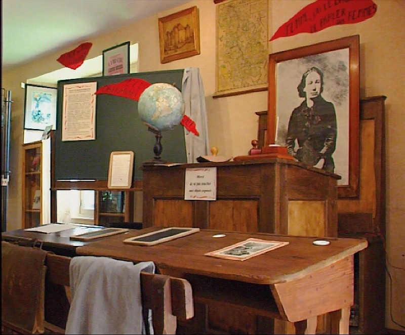 Le siège de l’Association Louise Michel à  VRONCOURT LA CÔTE en Haute-Marne, village natal de Louise Michel.