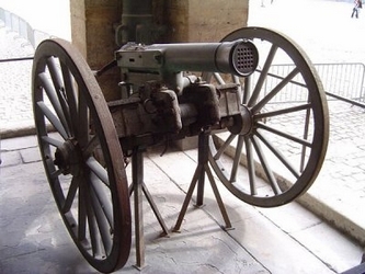 Mitrailleuse de Reffye alias "Canon a Balles" (1866), fabriqué en 1867, exposé aux Invalides (Source : Musée de l'Armée aux Invalides, Paris)