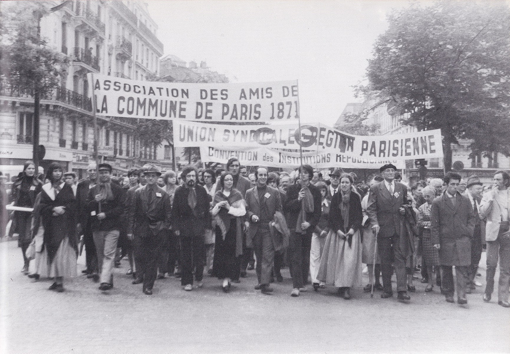 Montée au Mur des Fédérés mai 1971 (Braire sur les traces des communards)