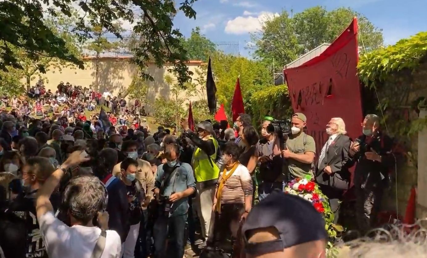 150ème anniversaire de la Commune de Paris - 29 mai 2021, arrivée au Mur des Fédérés