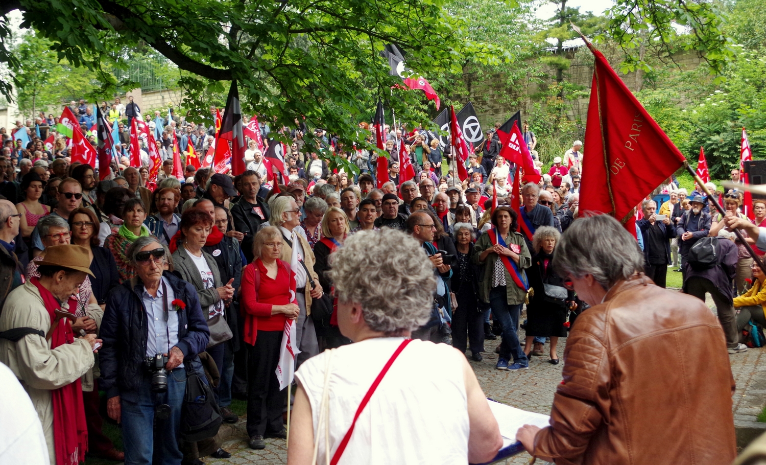 Manifestation devant le Mur des Fédérés 25mai 2019