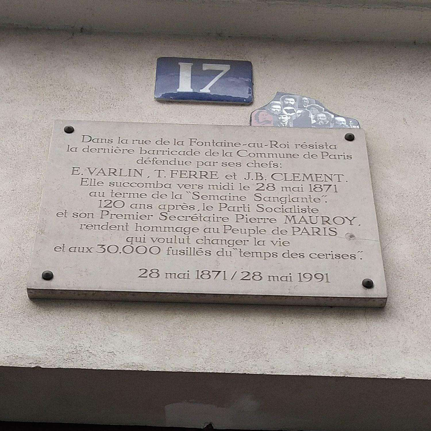 Plaque commémorative de la Commune de Paris au 17 rue Fonraine au Roi dans le XIe