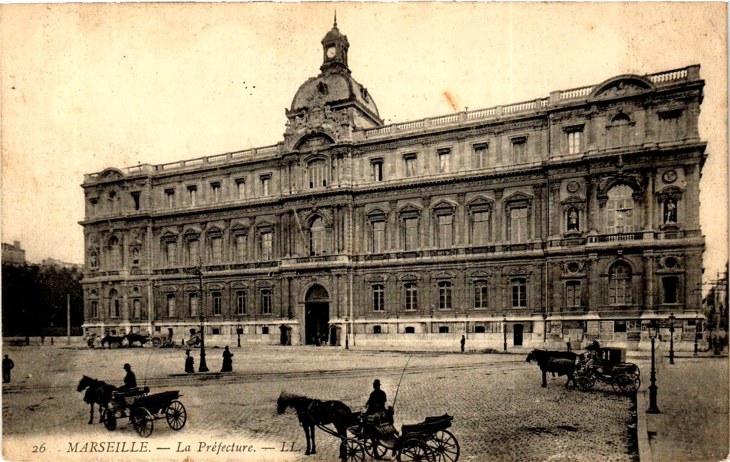 Préfecture de Marseille (carte postale ancienne)