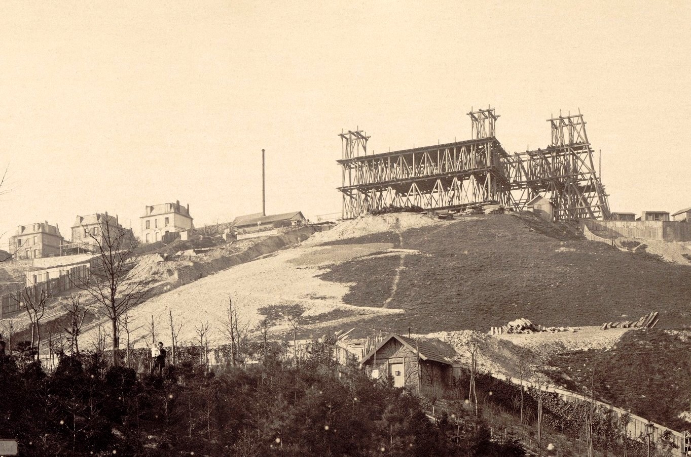 Construction de l’église du Sacré-Cœur à Montmartre, le 10 mars 1882.