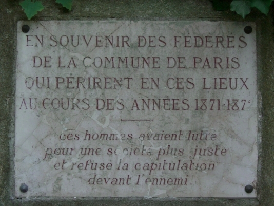 Satory, plaque du Mur dit des Fédérés de Satory